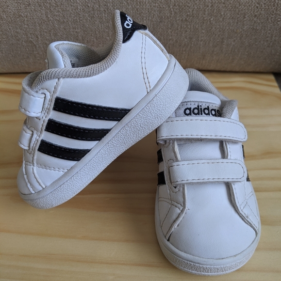 baby adidas shoes size 4